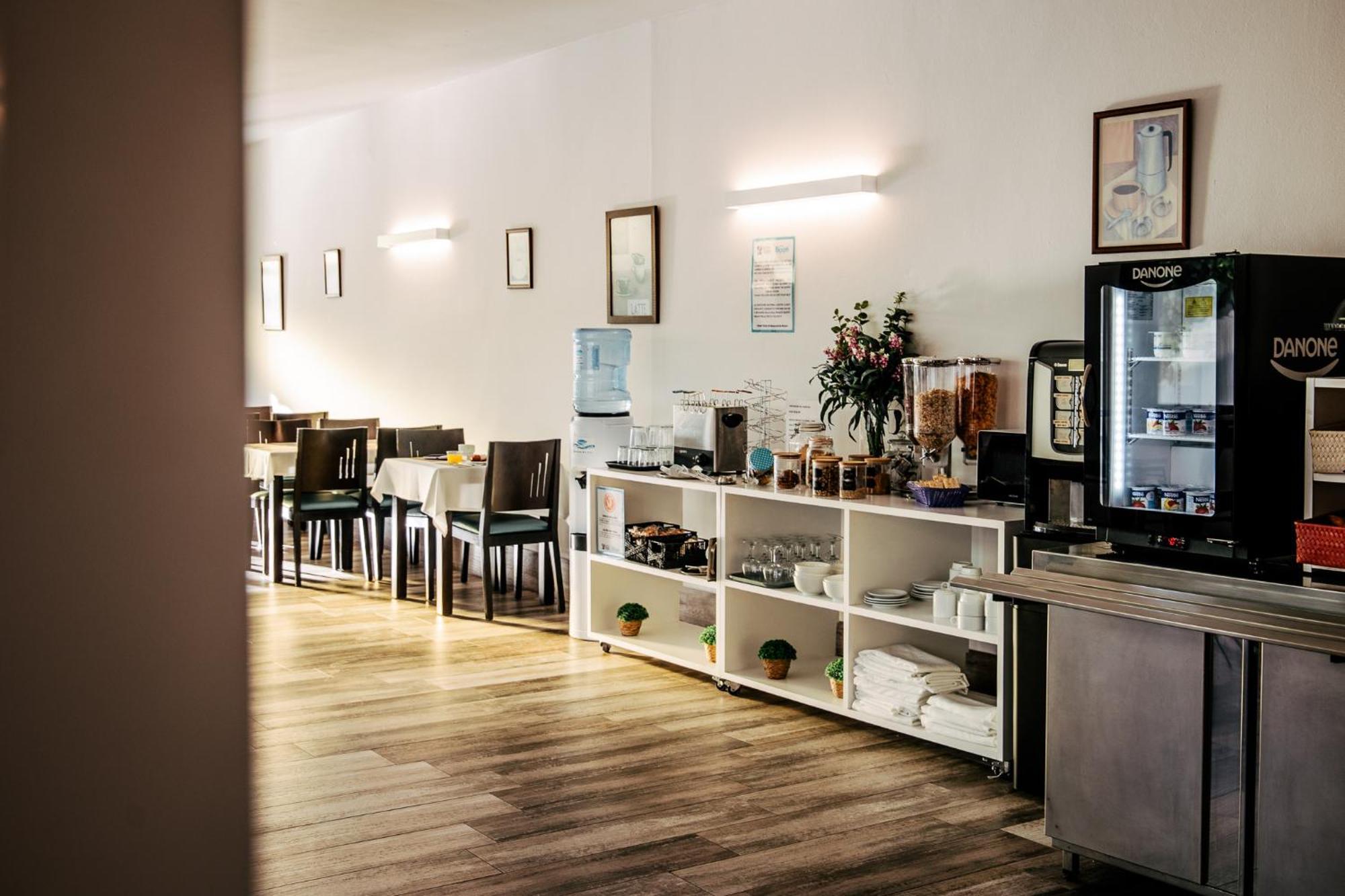 Hotel Tarba Сан-Антонио-Абад Экстерьер фото